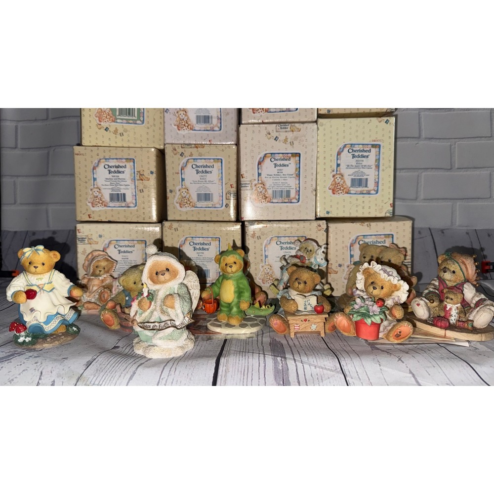 Lot of 8 Cherished Teddies Figurines Enesco Vintage Bear Collection with Boxes